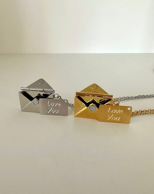 Collier enveloppe "I love you"